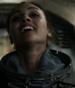 the100s1e02_0010.jpg