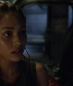 the100s1e04_0017.jpg