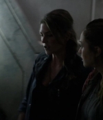 the100s1e04_0100.jpg