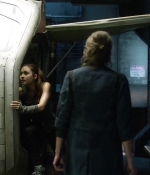 the100s1e04_0134.jpg