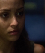 the100s1e04_0156.jpg