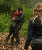 the100s1e05_0090.jpg