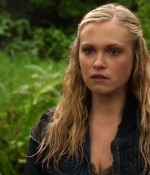 the100s1e05_0098.jpg