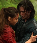 the100s1e05_0106.jpg