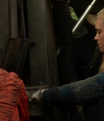 the100s1e05_0213.jpg