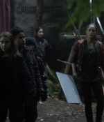 the100s1e06_0235.jpg