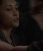 the100s1e07_0039.jpg