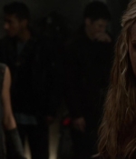 the100s1e07_0041.jpg