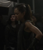 the100s1e07_0055.jpg