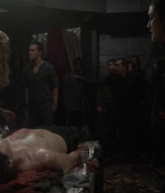 the100s1e07_0065.jpg