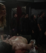 the100s1e07_0071.jpg