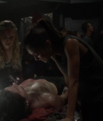 the100s1e07_0074.jpg