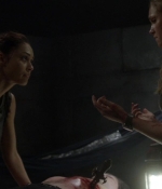 the100s1e07_0091.jpg