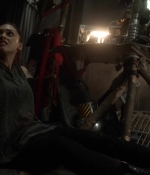 the100s1e07_0118.jpg