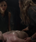 the100s1e07_0161.jpg