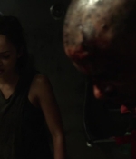 the100s1e07_0207.jpg