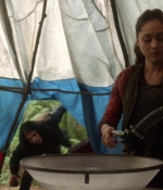 the100s1e08_0024.jpg