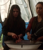 the100s1e08_0037.jpg