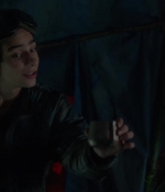 the100s1e09_0070.jpg