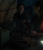 the100s1e09_0073.jpg
