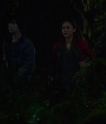 the100s1e09_0145.jpg