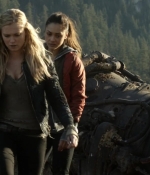 the100s1e10_0034.jpg