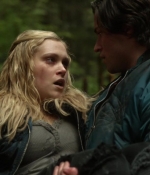 the100s1e10_0085.jpg
