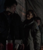 the100s1e10_0148.jpg