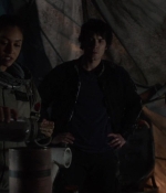 the100s1e10_0159.jpg