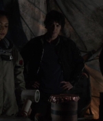 the100s1e10_0165.jpg