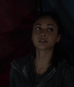 the100s1e10_0186.jpg