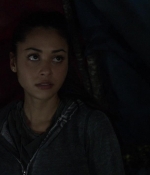 the100s1e10_0191.jpg