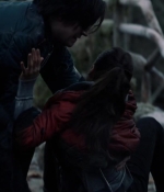 the100s1e10_0285.jpg