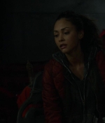 the100s1e11_0255.jpg