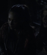 the100s1e11_0283.jpg