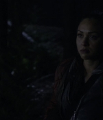 the100s1e11_0322.jpg