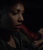 the100s1e12_0124.jpg
