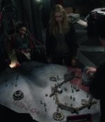 the100s1e13_0052.jpg