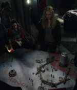 the100s1e13_0056.jpg