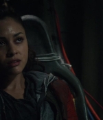 the100s1e13_0062.jpg