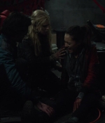 the100s1e13_0106.jpg