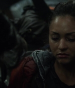 the100s1e13_0115.jpg