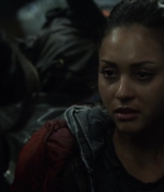 the100s1e13_0116.jpg