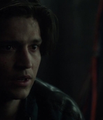 the100s1e13_0117.jpg