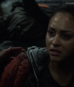 the100s1e13_0125.jpg