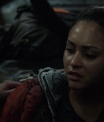 the100s1e13_0127.jpg