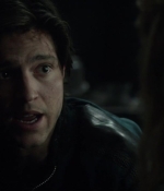 the100s1e13_0128.jpg