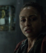 the100s1e13_0204.jpg