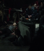 the100s1e13_0221.jpg