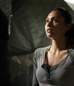 the100s2e04_0025.jpg